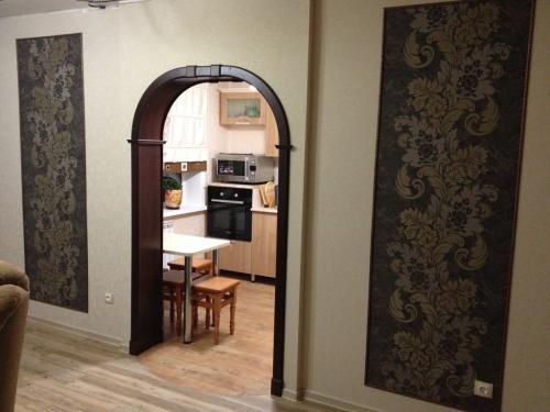 Арка между кухней и коридором своими руками. Арка на кухню вместо двери — 42 фото вариантов дизайна