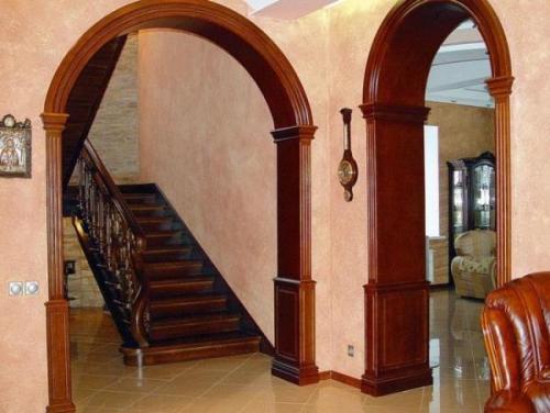 Фото квадратных и прямоугольных межкомнатных арок из дерева. Материалы