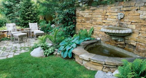 45 неожиданных способов сделать дачный фонтан своими руками. Фонтанчик на даче своими руками. Делаем из подручных материалов.