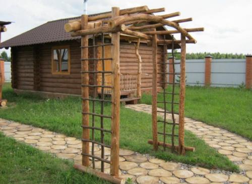 Арка садовая дерево своими руками. Деревянная садовая арка своими руками: процесс изготовления с фото и видео инструкцией
