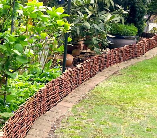 Арка из веток своими руками. 30 Садовых проектов с использованием веток и коряг 08 Арка из веток своими руками. 30 Садовых проектов с использованием веток и коряг 08