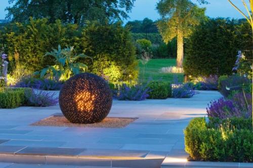 Как украсить приусадебный участок своими руками. 90 идей украшений для сада своими руками (фото)