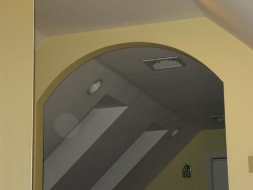 Оформление арки в прихожей. Виды арок