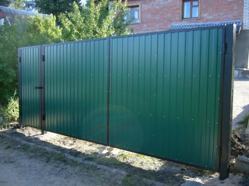 Ворота для частного дома из профнастила. Ворота из профнастила — 135 фото, как установить своими руками разные типы ворот